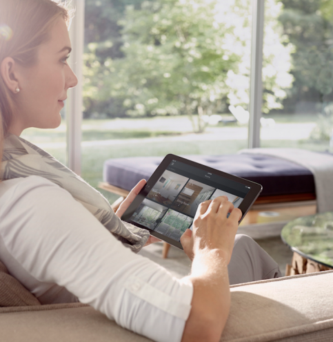 Savant-Smart-Home-Interior-iPad-shot